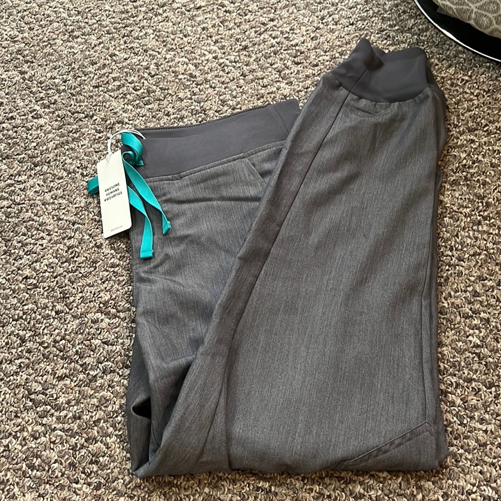 figs joggers